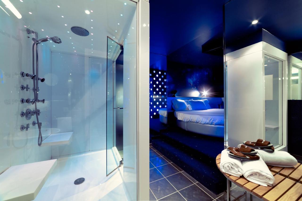 Motel Hotel Piranha Cameriano Eksteriør bilde