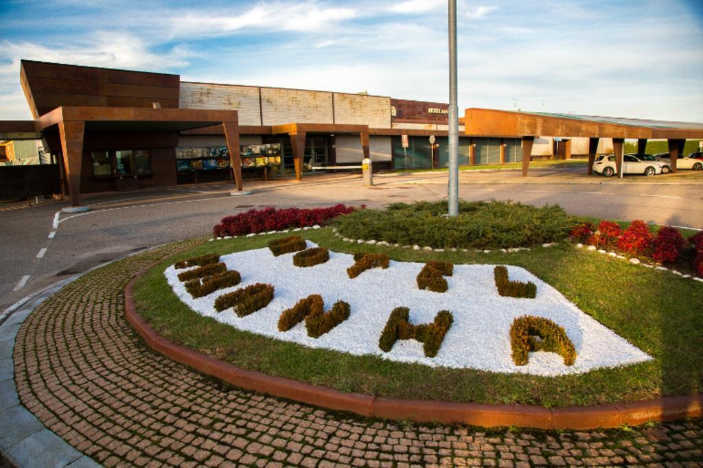 Motel Hotel Piranha Cameriano Eksteriør bilde